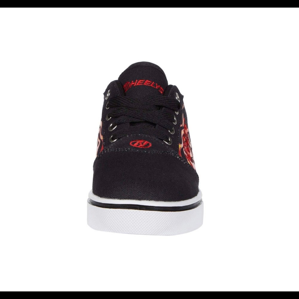 Heelys Pro 20 Skating Sneakers Kids Size 3 Youth with Cool Flame Detail - Picture 13 of 15